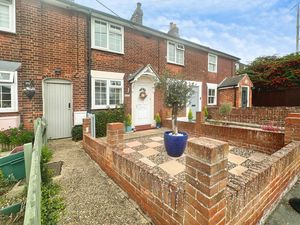 High Street- click for photo gallery